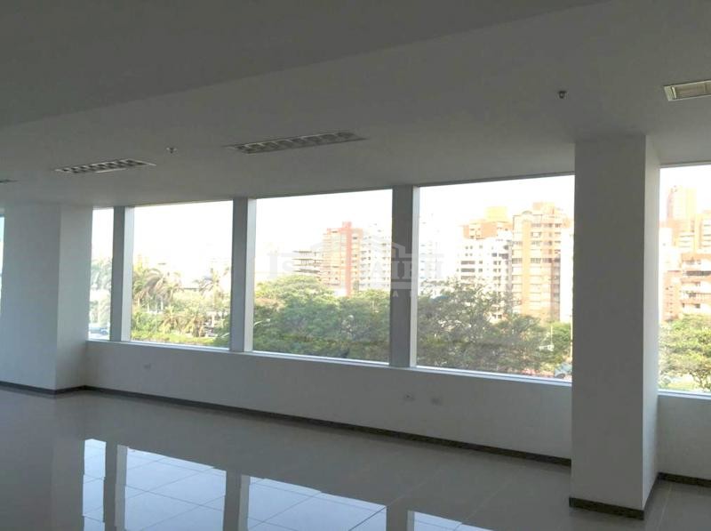 Inmobiliaria Issa Saieh Oficina Arriendo, Alto Prado, Barranquilla imagen 3
