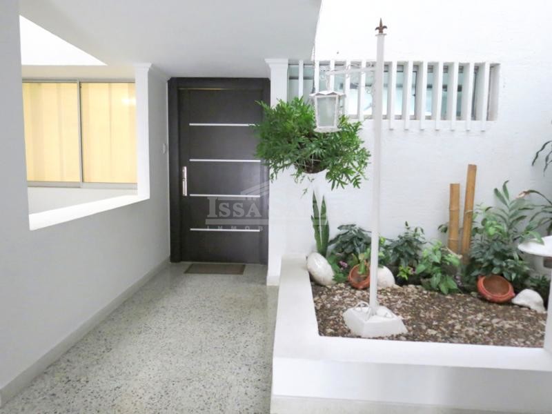 Inmobiliaria Issa Saieh Apartamento Arriendo/venta, Altos De Riomar, Barranquilla imagen 0