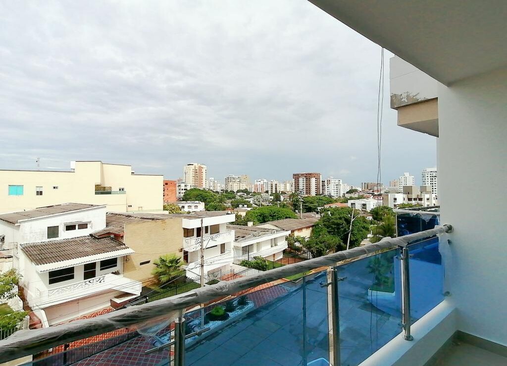 Inmobiliaria Issa Saieh Apartamento Arriendo/venta, Los Alpes, Barranquilla imagen 2