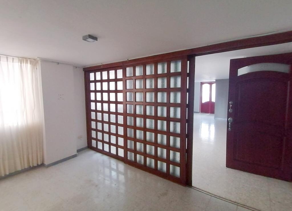 Inmobiliaria Issa Saieh Apartamento Arriendo/venta, El Golf, Barranquilla imagen 3