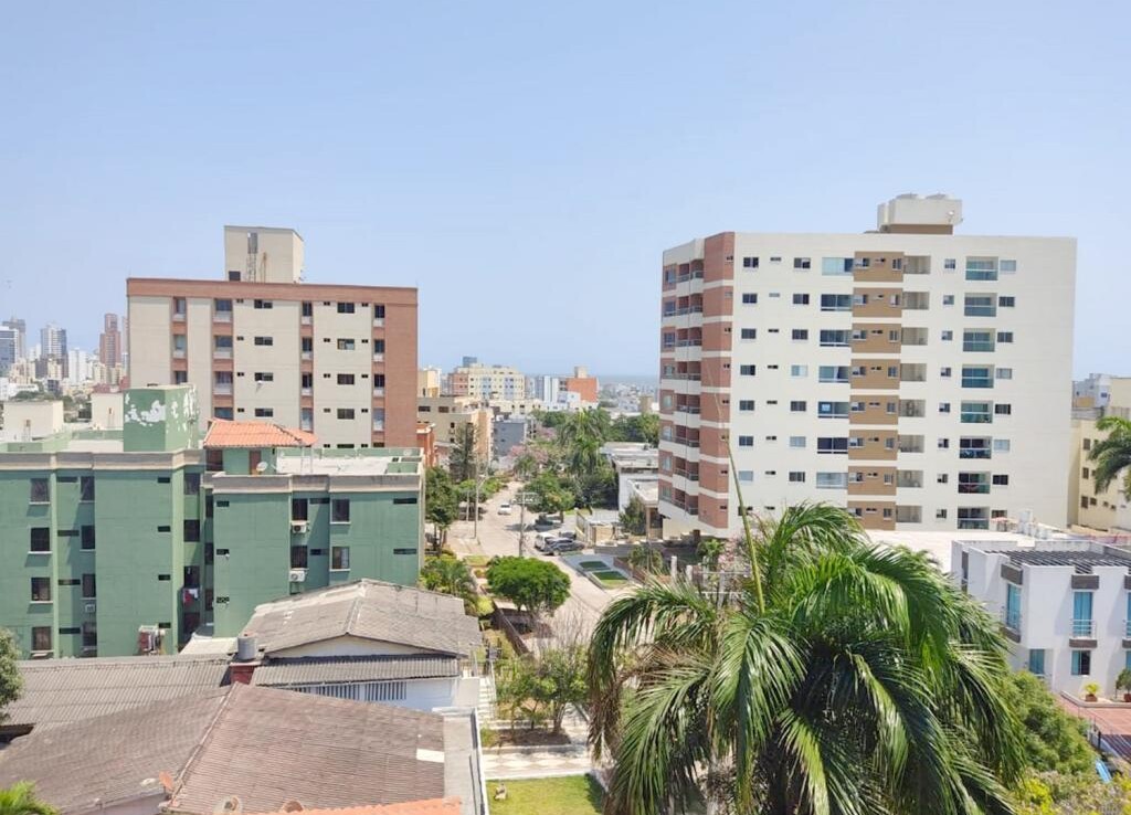 Inmobiliaria Issa Saieh Apartaestudio Arriendo, Ciudad Jardín, Barranquilla imagen 4