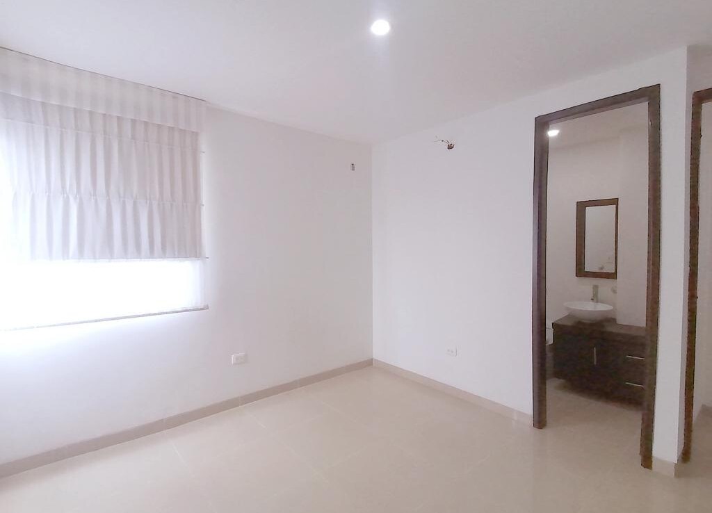 Inmobiliaria Issa Saieh Apartamento Arriendo/venta, El Golf, Barranquilla imagen 10