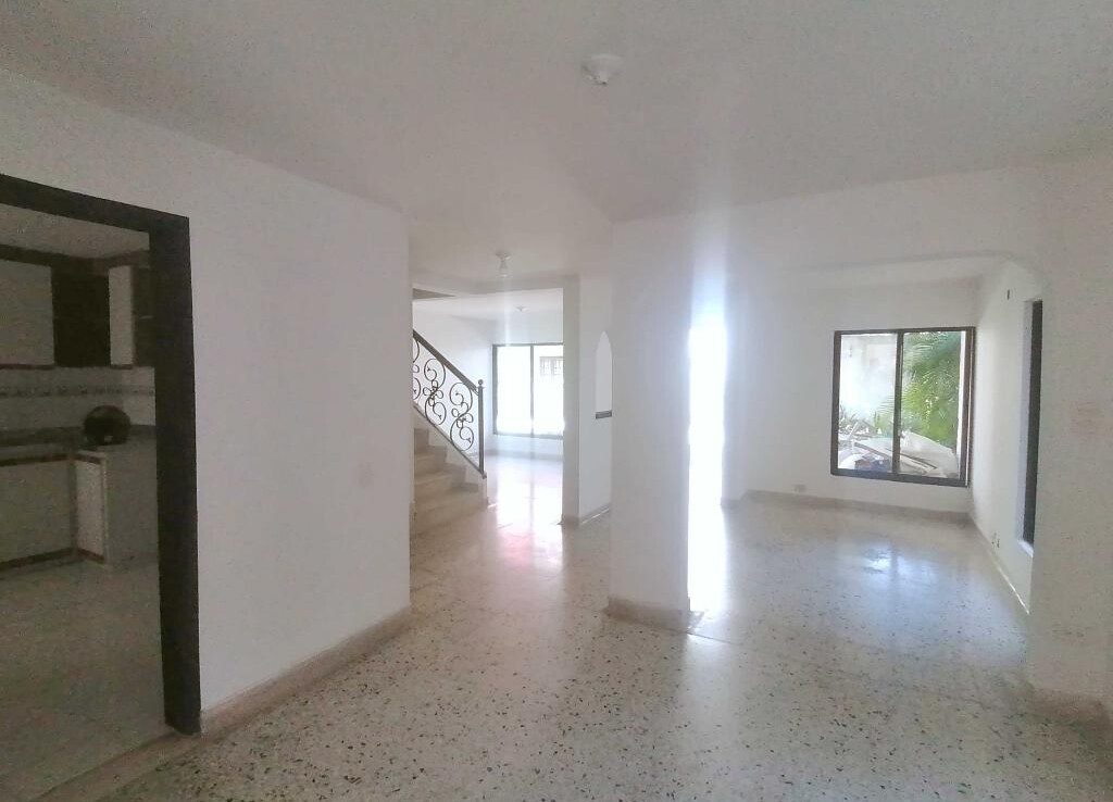 Inmobiliaria Issa Saieh Casa Arriendo, El Country, Barranquilla imagen 3