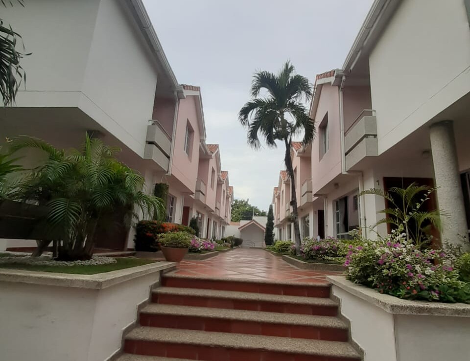 Inmobiliaria Issa Saieh Casa Arriendo, Villa Santos, Barranquilla imagen 1