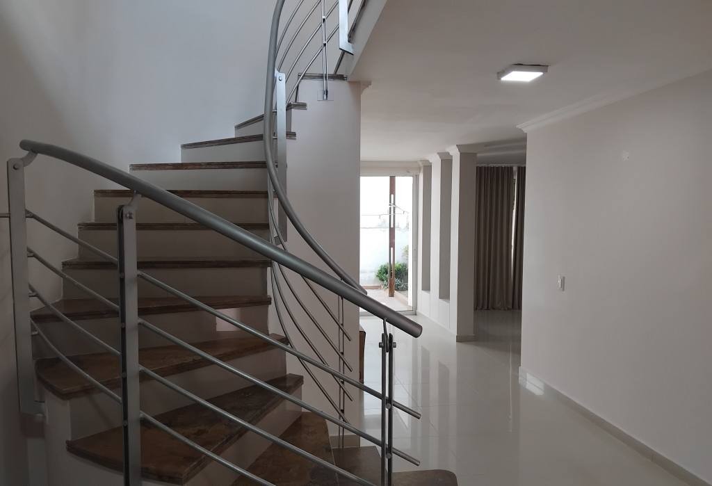 Inmobiliaria Issa Saieh Casa Arriendo, La Castellana, Barranquilla imagen 2