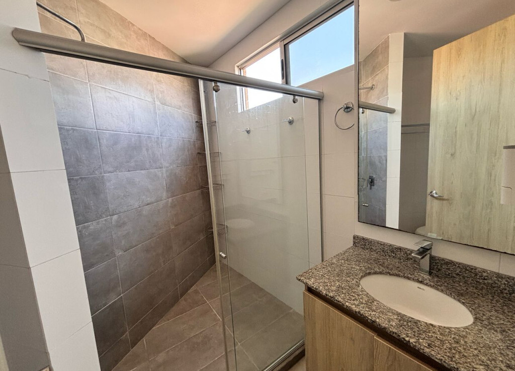 Inmobiliaria Issa Saieh Apartamento Arriendo, Santa Mónica, Barranquilla imagen 11
