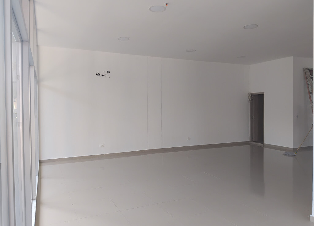 Inmobiliaria Issa Saieh Local Arriendo, Andalucía, Barranquilla imagen 1
