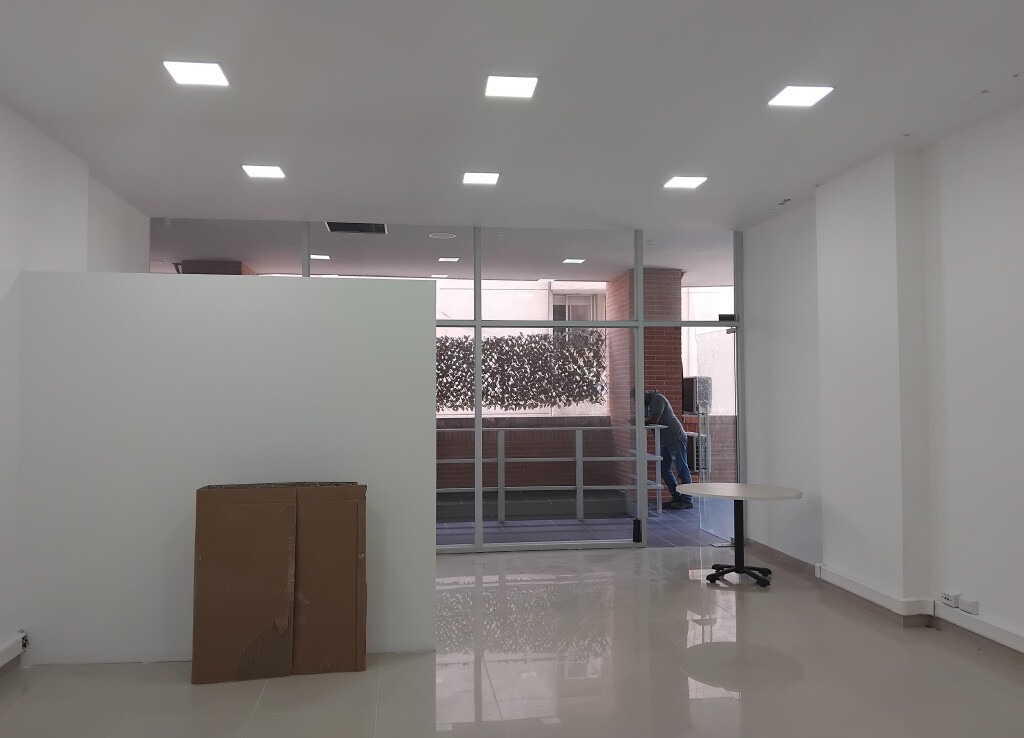 Inmobiliaria Issa Saieh Local Arriendo, Andalucía, Barranquilla imagen 2