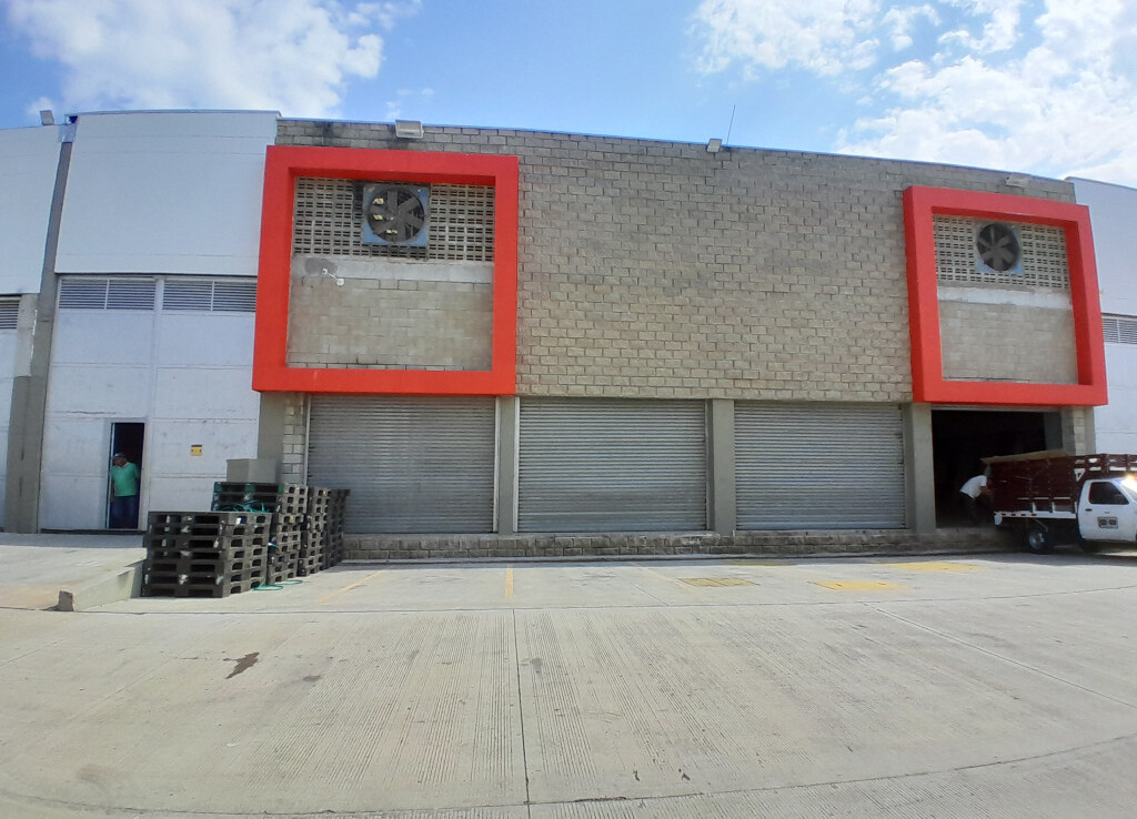 Inmobiliaria Issa Saieh Bodega Arriendo, La Loma, Barranquilla imagen 1