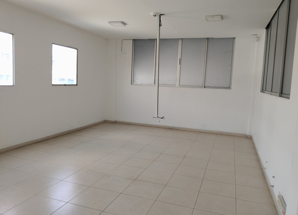 Inmobiliaria Issa Saieh Bodega Arriendo, Circunvalar, Barranquilla imagen 18