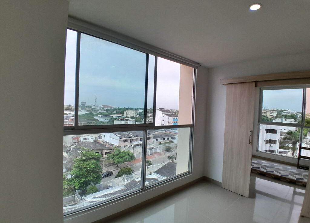 Inmobiliaria Issa Saieh Apartaestudio Arriendo/venta, Ciudad Jardín, Barranquilla imagen 0