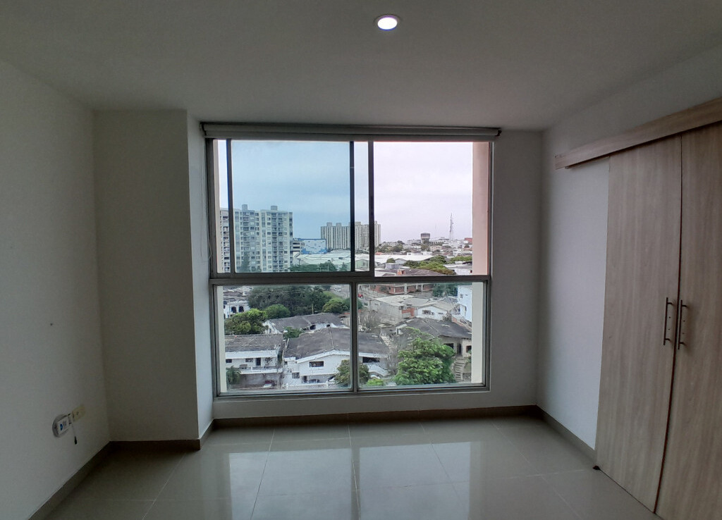 Inmobiliaria Issa Saieh Apartaestudio Arriendo/venta, Ciudad Jardín, Barranquilla imagen 1