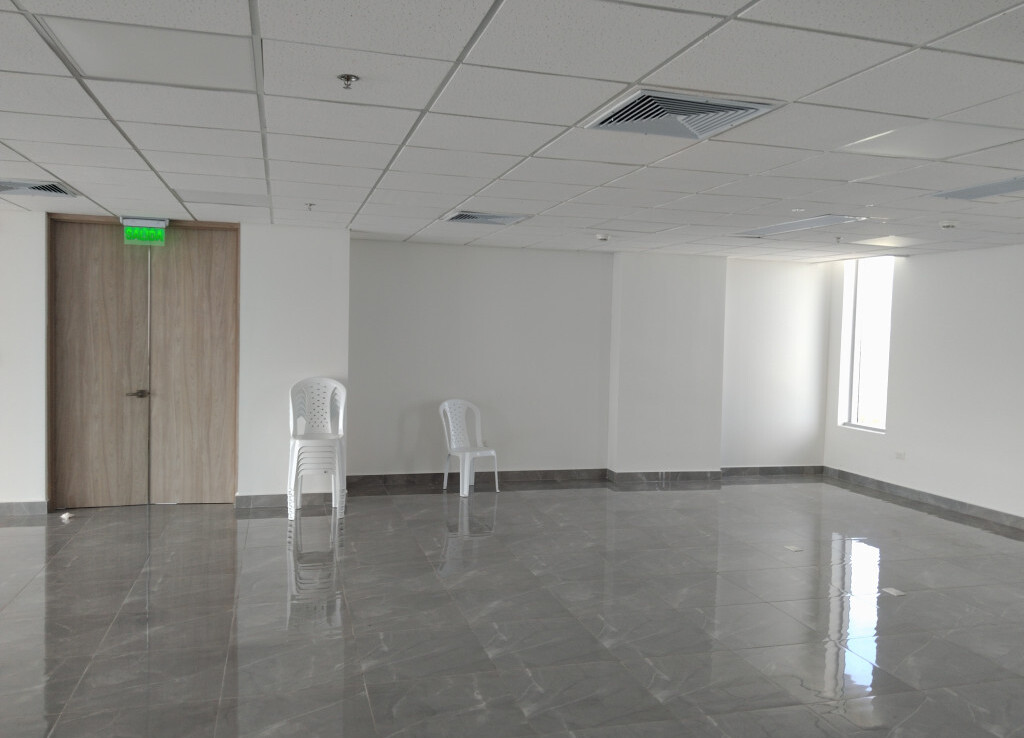Inmobiliaria Issa Saieh Oficina Arriendo, Corredor Universitario, Puerto Colombia imagen 8