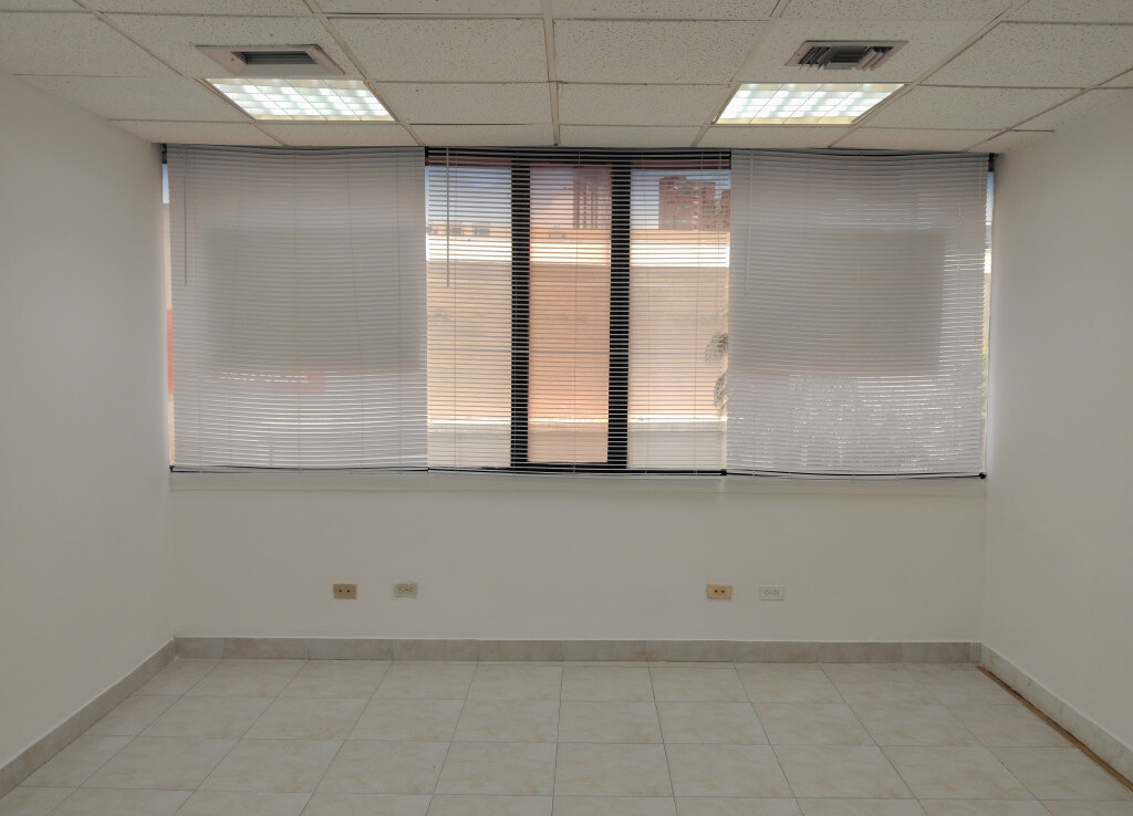 Inmobiliaria Issa Saieh Oficina Arriendo, Alto Prado, Barranquilla imagen 3