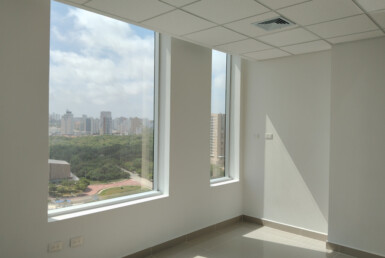 Inmobiliaria Issa Saieh Oficina Venta, Corredor Universitario, Puerto Colombia imagen 0