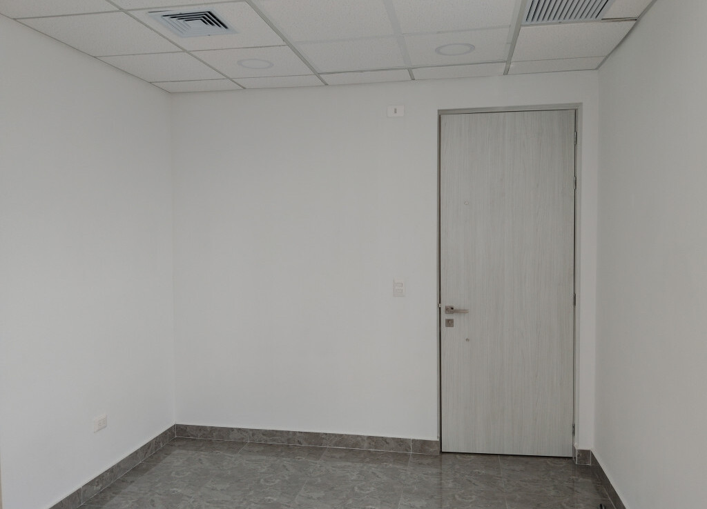 Inmobiliaria Issa Saieh Oficina Venta, Corredor Universitario, Puerto Colombia imagen 4