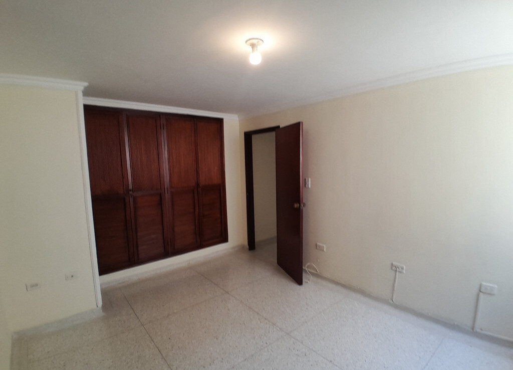 Inmobiliaria Issa Saieh Apartamento Arriendo/venta, Altos De Riomar, Barranquilla imagen 5