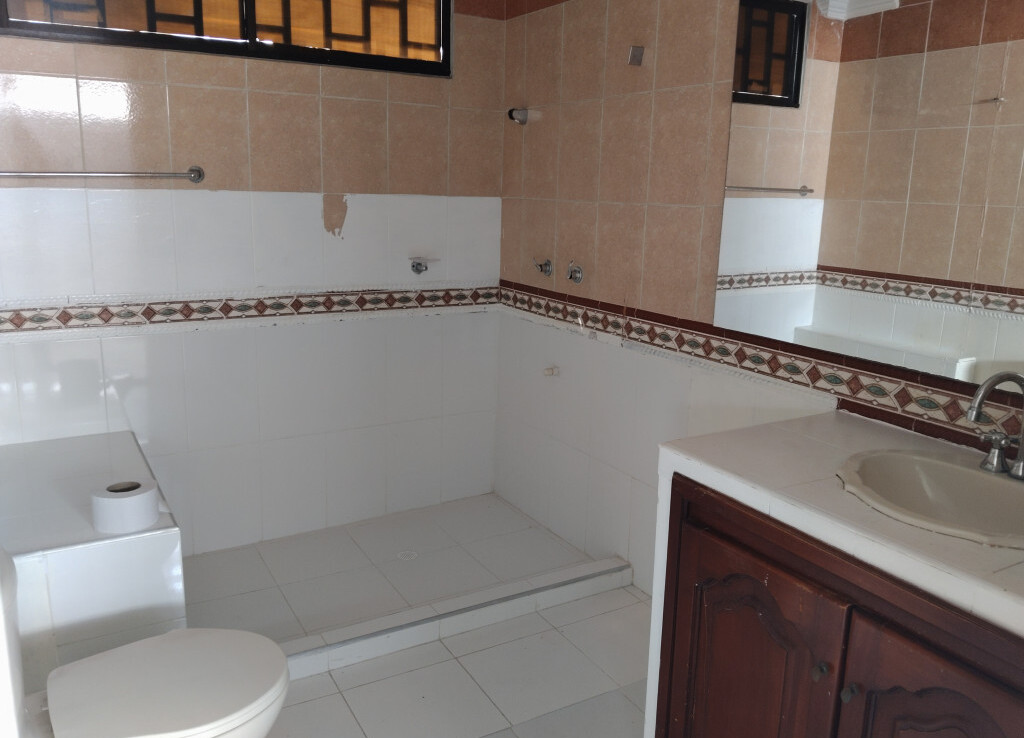 Inmobiliaria Issa Saieh Casa Arriendo, La Concepción, Barranquilla imagen 9