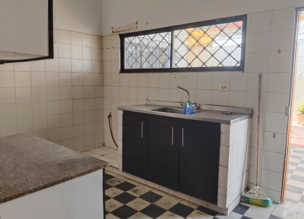 Inmobiliaria Issa Saieh Comercial (casa Para Comercio) Arriendo, Alto Prado, Barranquilla imagen 13