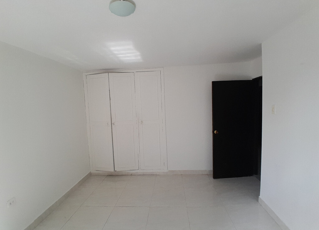 Inmobiliaria Issa Saieh Apartamento Arriendo/venta, San Vicente, Barranquilla imagen 9