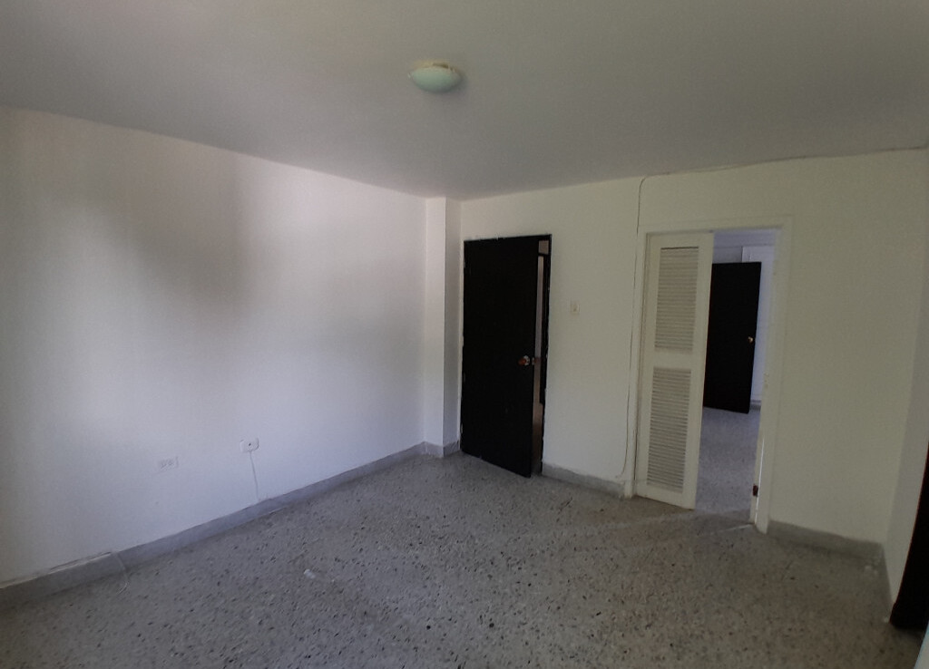 Inmobiliaria Issa Saieh Apartamento Arriendo/venta, San Vicente, Barranquilla imagen 5