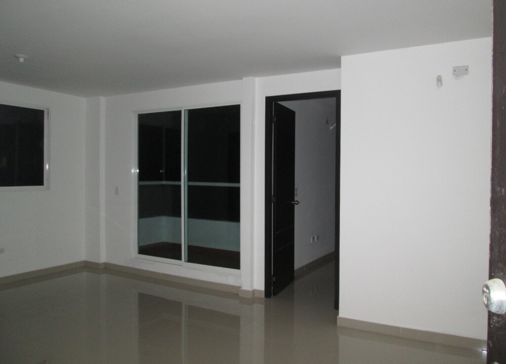 Inmobiliaria Issa Saieh Apartaestudio Arriendo, Riomar, Barranquilla imagen 3