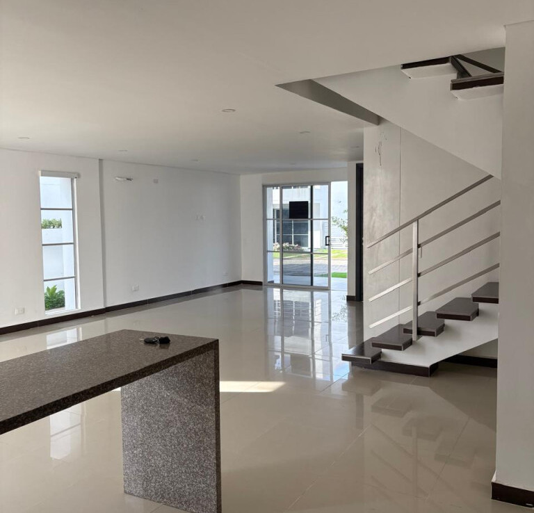 Inmobiliaria Issa Saieh Casa Arriendo, Villa Campestre, Puerto Colombia imagen 0