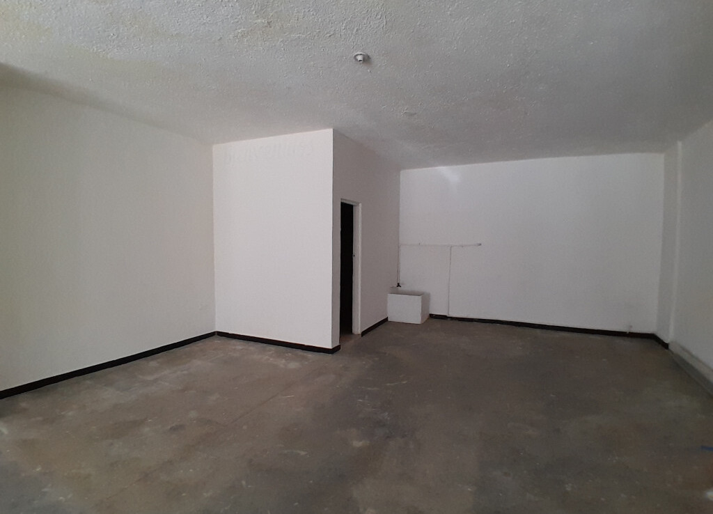 Inmobiliaria Issa Saieh Local Arriendo/venta, Barrio Abajo, Barranquilla imagen 3