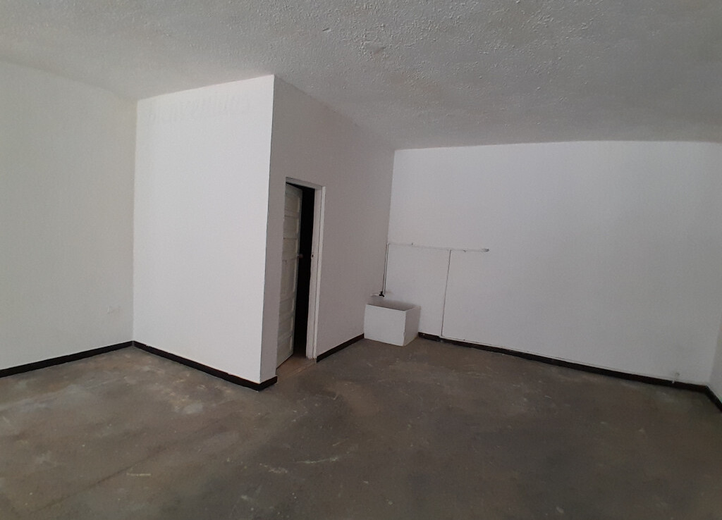 Inmobiliaria Issa Saieh Local Arriendo/venta, Barrio Abajo, Barranquilla imagen 5