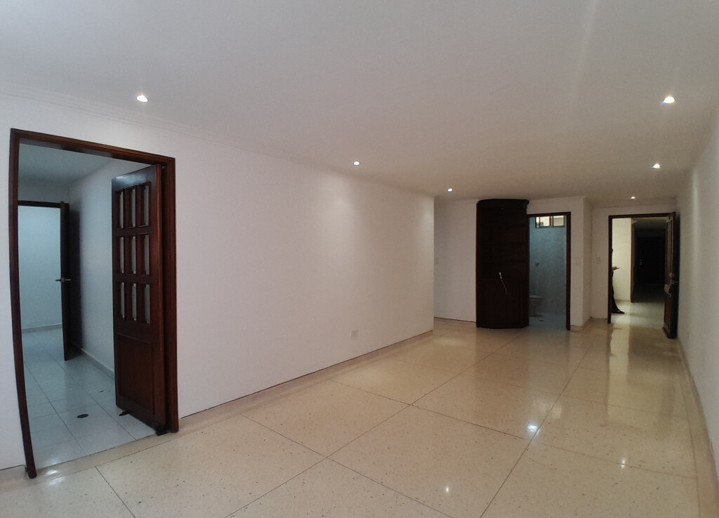 Inmobiliaria Issa Saieh Apartamento Arriendo/venta, Santa Mónica, Barranquilla imagen 1