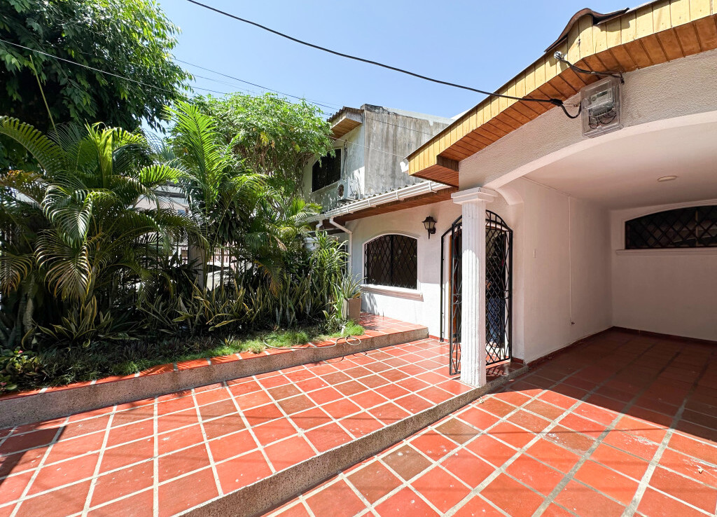 Inmobiliaria Issa Saieh Casa Arriendo, Santa Mónica, Barranquilla imagen 18