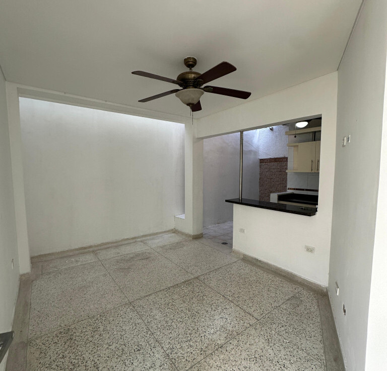 Inmobiliaria Issa Saieh Casa Arriendo/venta, Andalucía, Barranquilla imagen 2