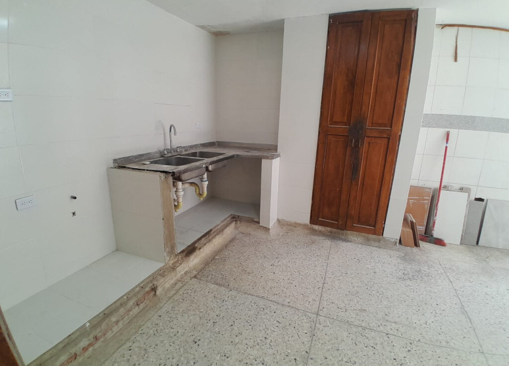 Inmobiliaria Issa Saieh Comercial (casa Para Comercio) Arriendo/venta, Altos De Riomar, Barranquilla imagen 13