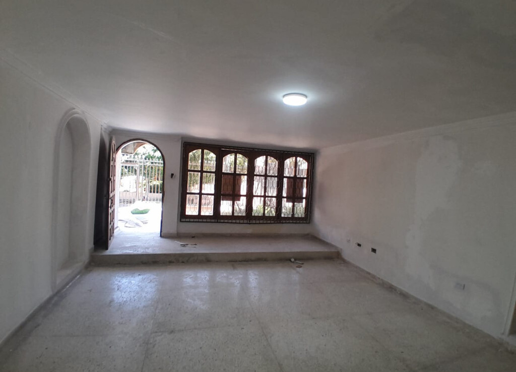 Inmobiliaria Issa Saieh Comercial (casa Para Comercio) Arriendo/venta, Altos De Riomar, Barranquilla imagen 9