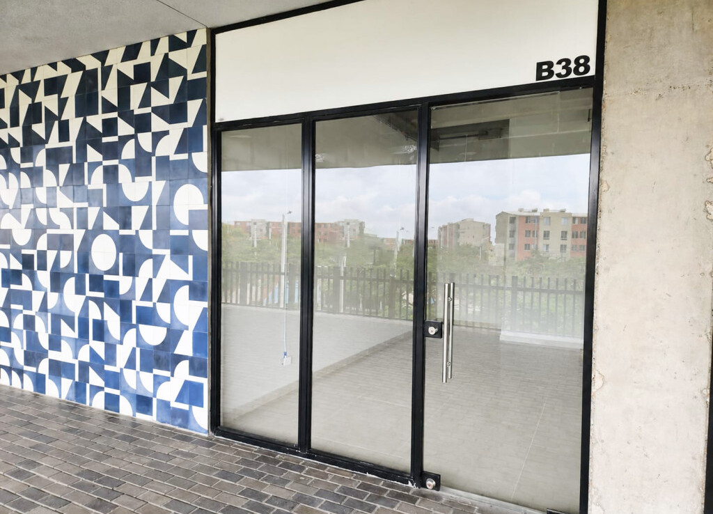 Inmobiliaria Issa Saieh Local Arriendo, Ciudad Del Puerto, Soledad imagen 0