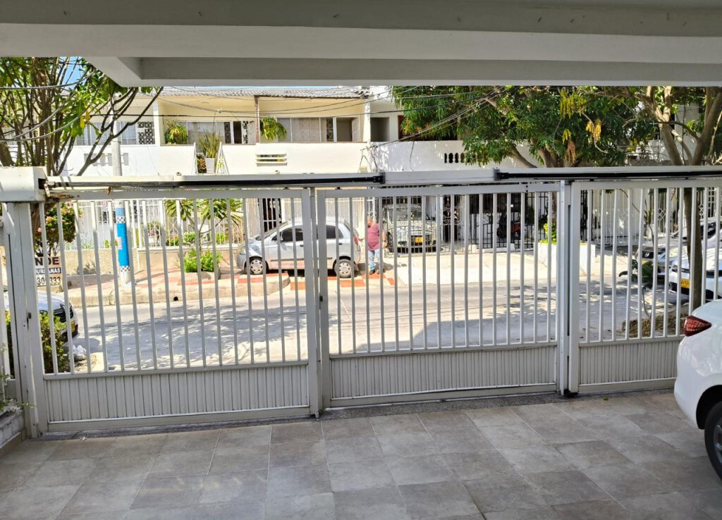 Inmobiliaria Issa Saieh Apartamento Arriendo/venta, Paraíso, Barranquilla imagen 9