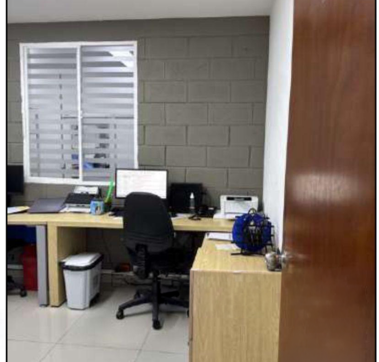 Inmobiliaria Issa Saieh Bodega Arriendo/venta, Juan Mina, Galapa imagen 8