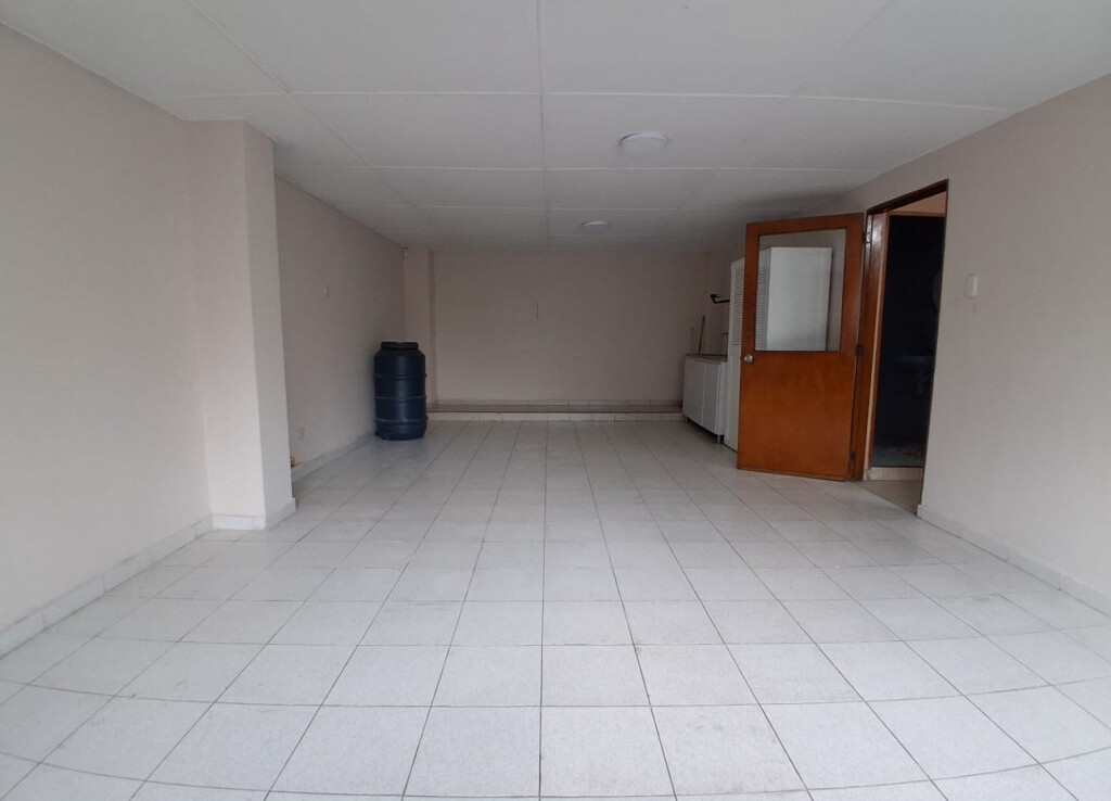 Inmobiliaria Issa Saieh Bodega Arriendo, Abajo, Barranquilla imagen 5