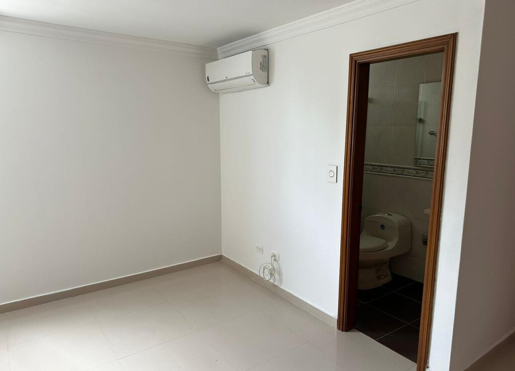 Inmobiliaria Issa Saieh Casa Venta, Riomar, Barranquilla imagen 9