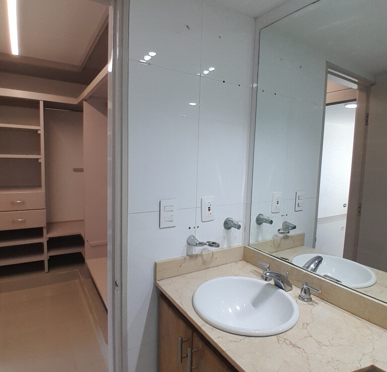 Inmobiliaria Issa Saieh Apartamento Arriendo/venta, Altos De Riomar, Barranquilla imagen 19