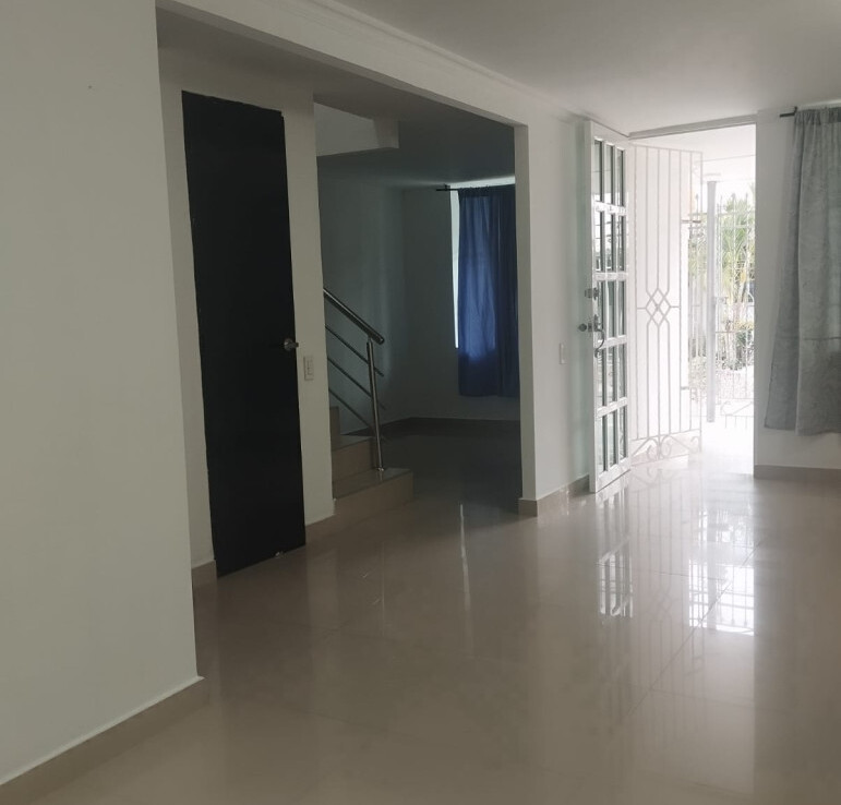Inmobiliaria Issa Saieh Casa Arriendo, Los Almendros, Soledad imagen 2