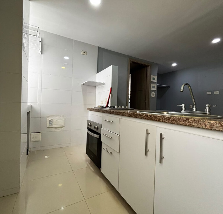 Inmobiliaria Issa Saieh Apartaestudio Venta, Ciudad Jardín, Barranquilla imagen 1