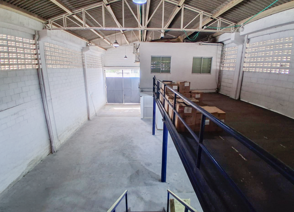 Inmobiliaria Issa Saieh Bodega Venta, San Francisco, Barranquilla imagen 1