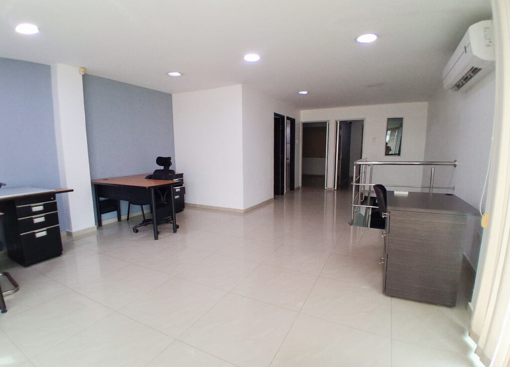 Inmobiliaria Issa Saieh Bodega Venta, San Francisco, Barranquilla imagen 2