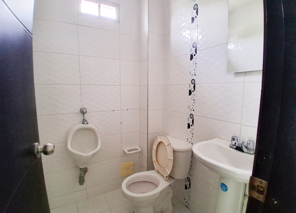Inmobiliaria Issa Saieh Bodega Venta, San Francisco, Barranquilla imagen 3