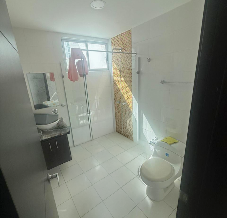 Inmobiliaria Issa Saieh Casa Arriendo, Ciudad Jardín, Barranquilla imagen 10