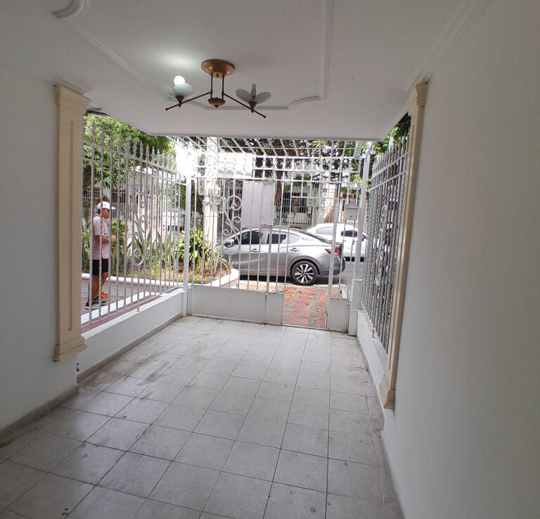 Inmobiliaria Issa Saieh Casa Arriendo/venta, Olaya, Barranquilla imagen 1
